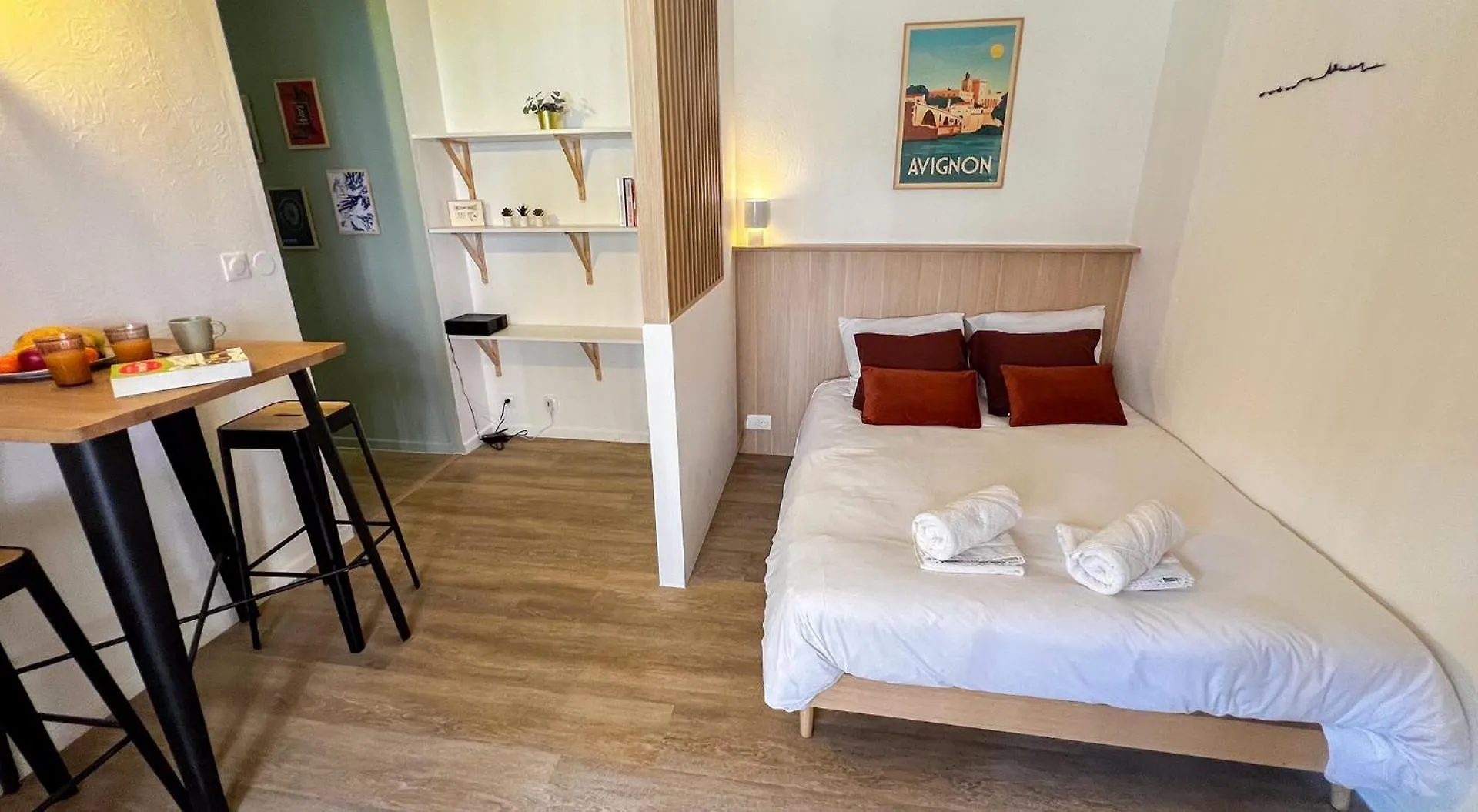 Parking Included - Clim - Terrace - Hypercentre Apartment Avignon France