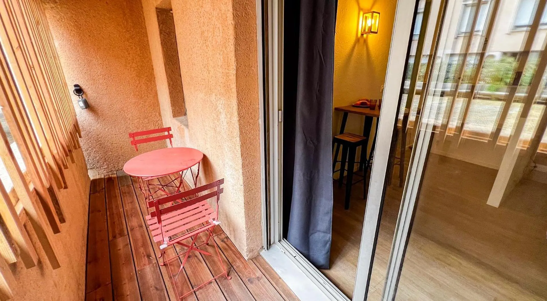 Parking Included - Clim - Terrace - Hypercentre Apartment Avignon
