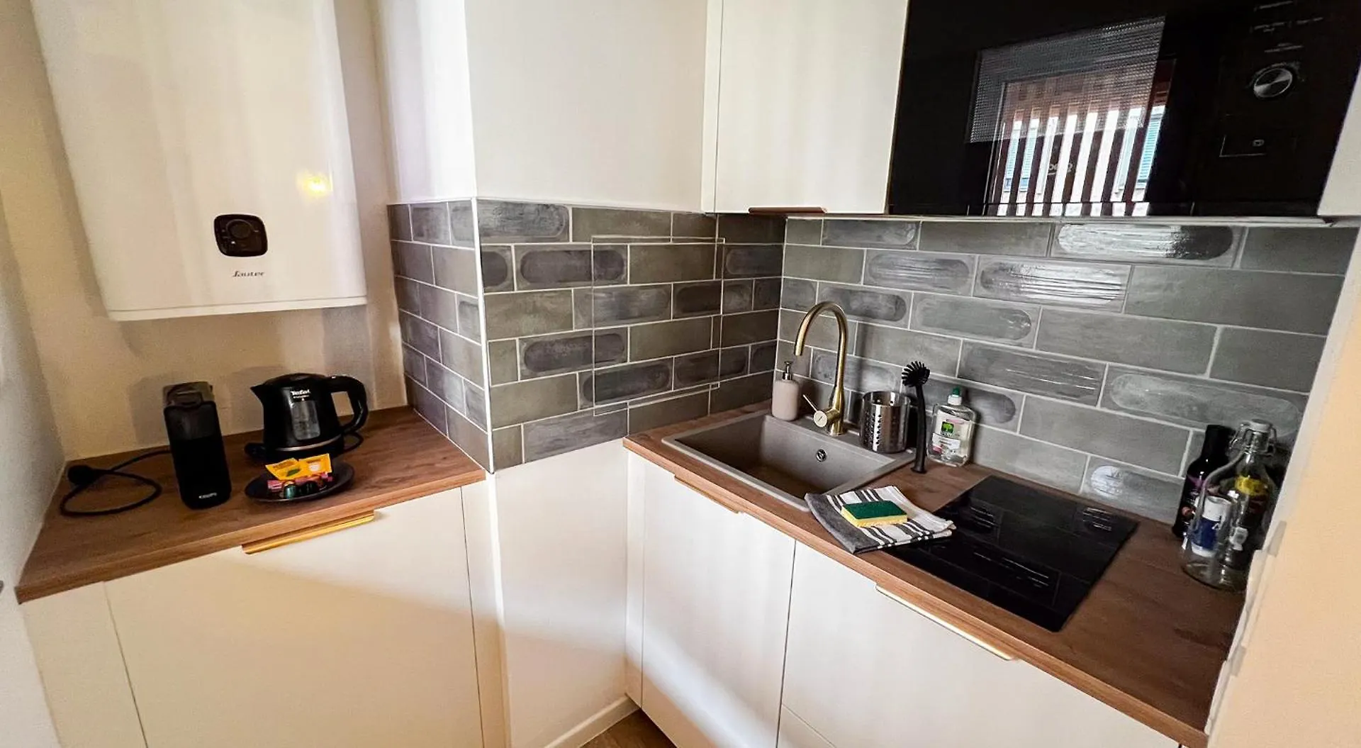 Apartament Parking Included - Clim - Terrace - Hypercentre Awinion